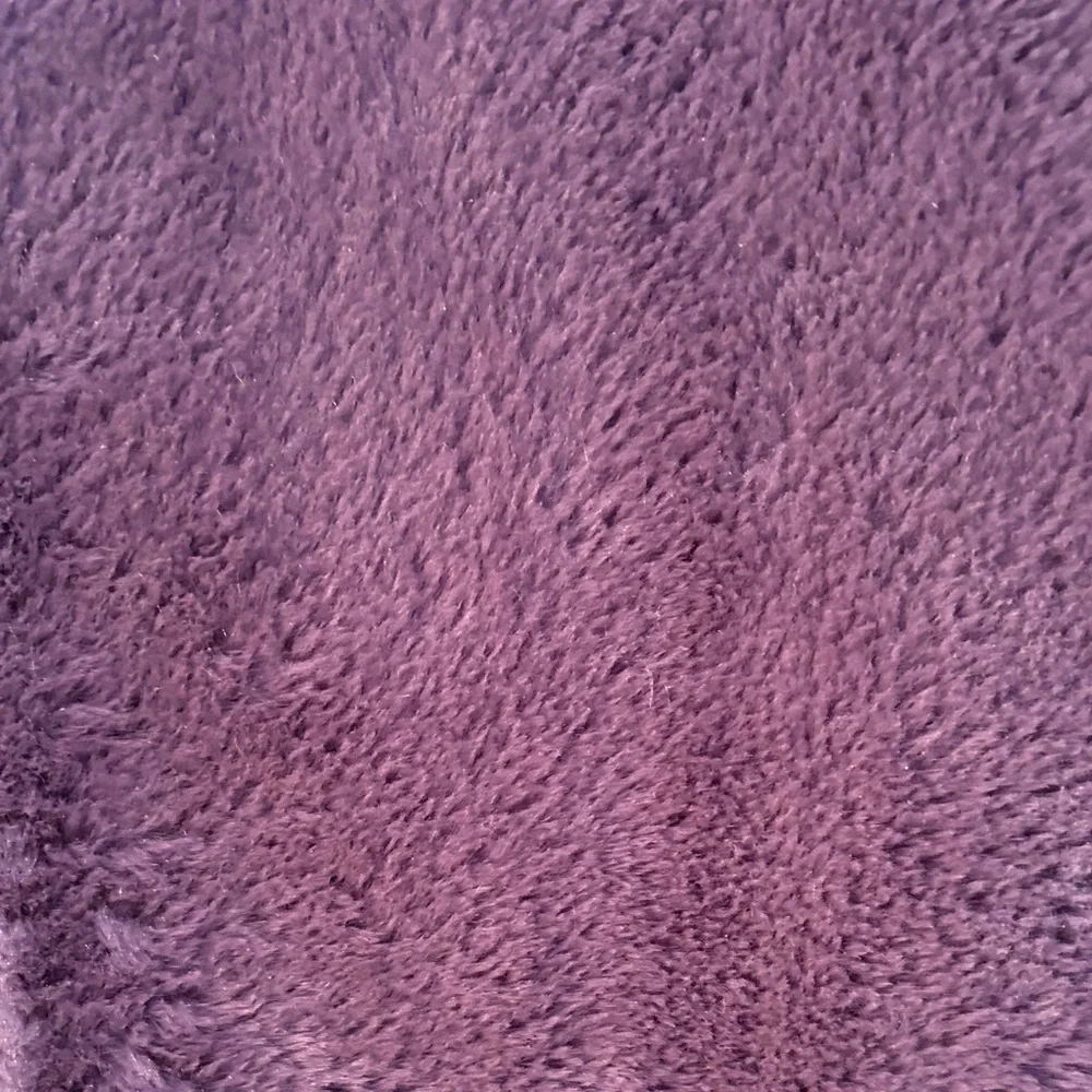 Vince Camuto Deep Purple Throw Blanket - Picture 2 of 4